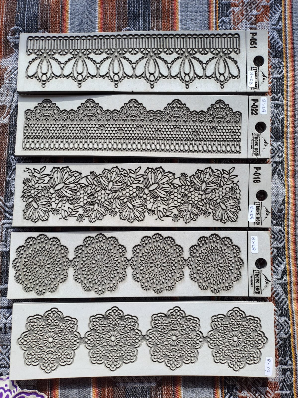 Sellos Bajo relieve: diseño cavado hacia adentro. - Imagen 9